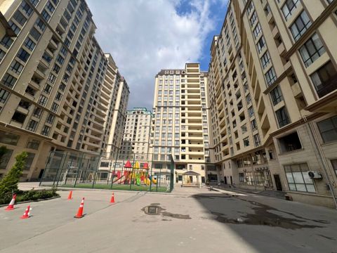 4 otaqlı, Yeni tikili, 93 kv. m — Bakı