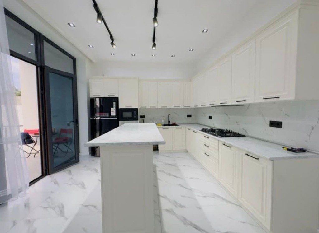 İcarəyə verilir 4 otaqlı həyət evi/bağ evi 230 m² — Ev, villa, Bakı (11)
