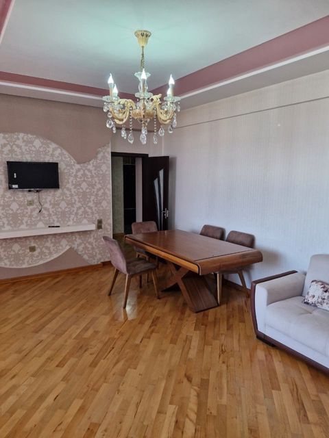 İcarəyə verilir 3 otaqlı yeni tikili 95 m² — Bakı