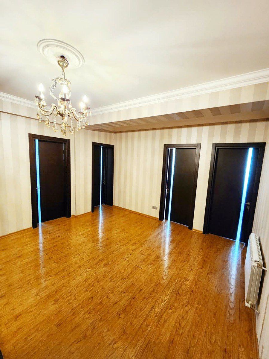 İcarəyə verilir 3 otaqlı yeni tikili 130 m² — Mənzil, Bakı (6)