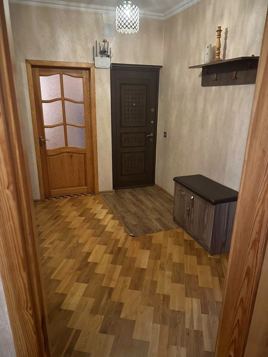 Satılır 4 otaqlı köhnə tikili 100 m² — Mənzil, Bakı (8)