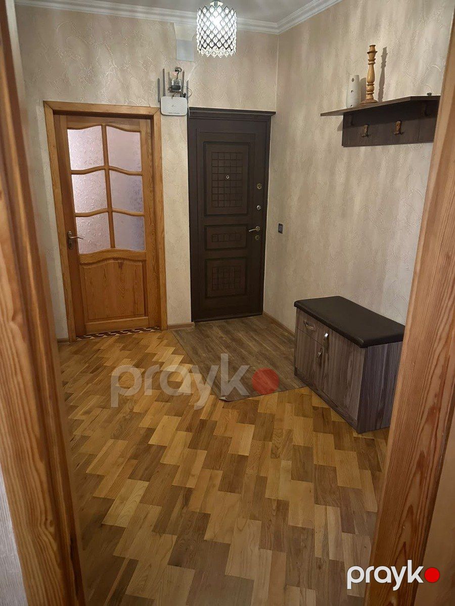 Satılır 4 otaqlı köhnə tikili 100 m² — Mənzil, Bakı (8)