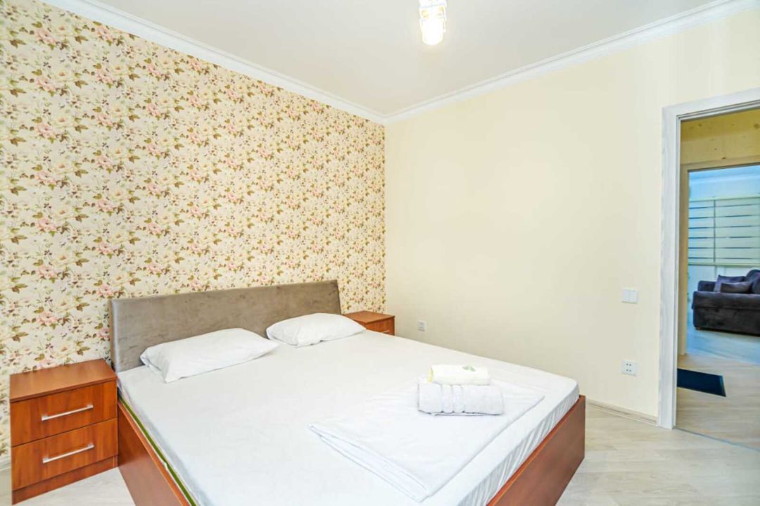 İcarəyə verilir 3 otaqlı köhnə tikili 89 m² — Mənzil, Bakı (2)