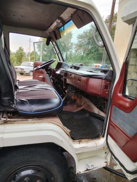 Hyundai H 350, 3.9 L, 1996 il, 666 000 km — Yük maşınları, Yevlax (3)