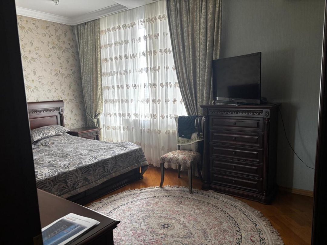 Satılır 3 otaqlı yeni tikili 140 m² — Mənzil, Bakı (10)
