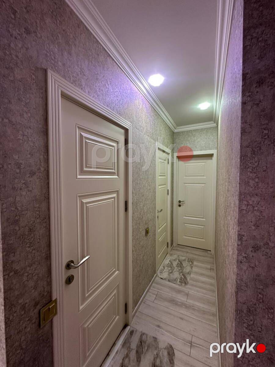 Satılır 4 otaqlı köhnə tikili 110 m² — Mənzil, Bakı (9)