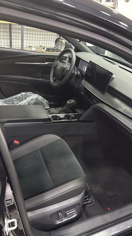 Toyota Camry, 2.0 L, 1 kWh, 2026 il, yeni — Avtomobillər, Bakı (5)