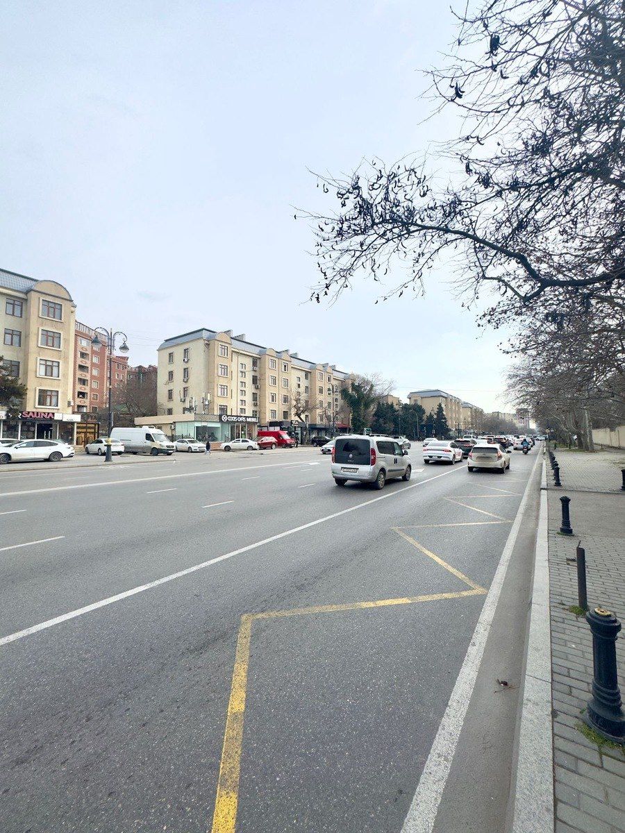 Satılır 2 otaqlı köhnə tikili 55 m² — Mənzil, Bakı (8)
