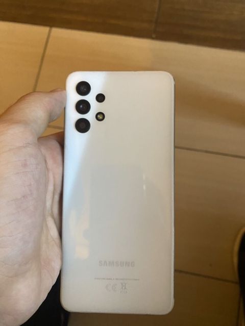 Samsung Galaxy A32, rəng - Ağ