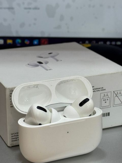 AirPods Pro 2 — Bakı