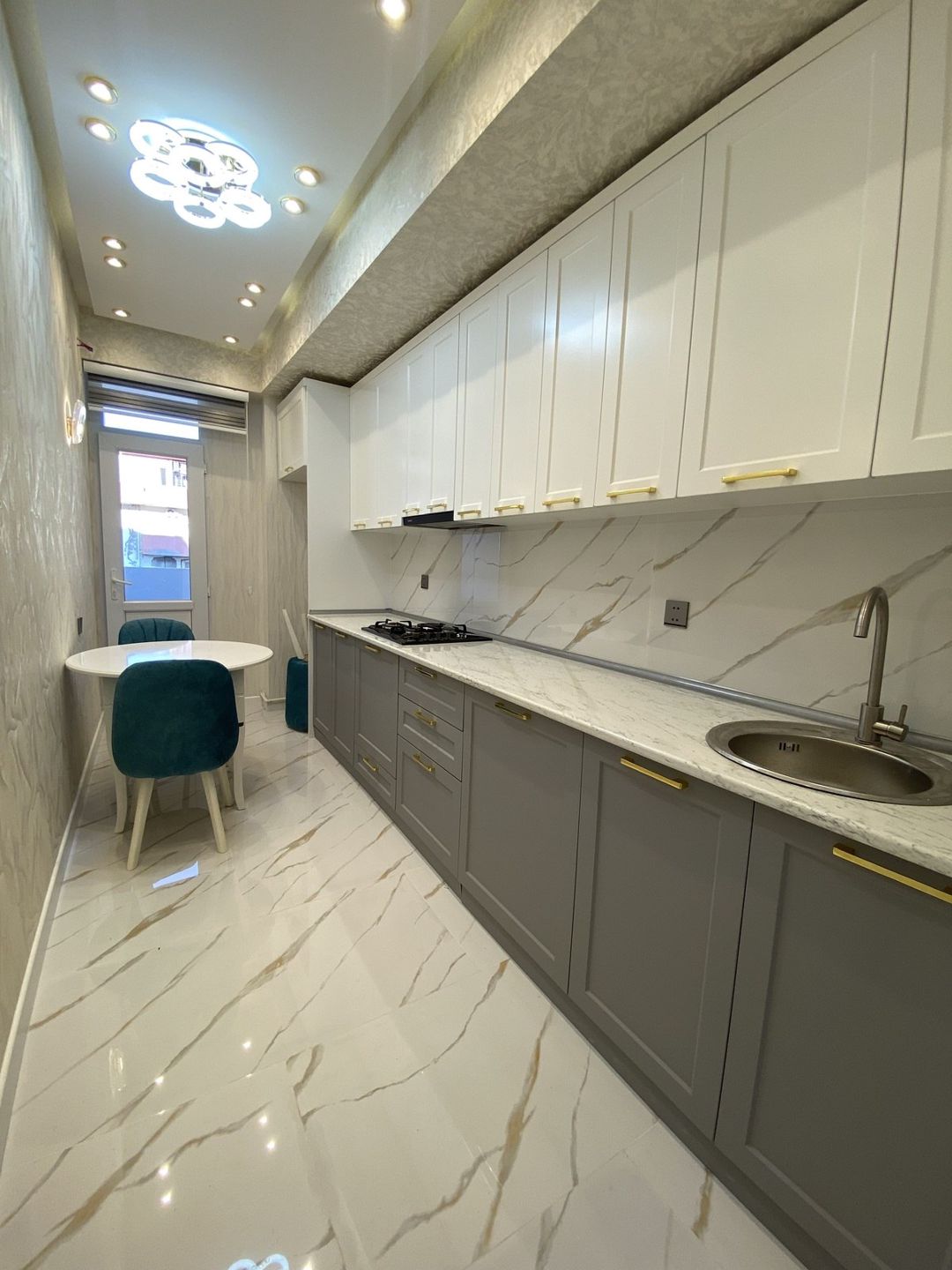 Satılır 2 otaqlı yeni tikili 65 m² — Mənzil, Bakı