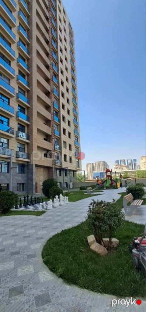 Satılır 4 otaqlı yeni tikili 195 m²