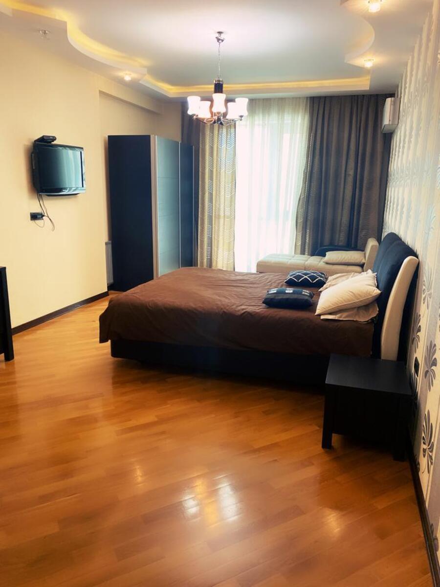 İcarəyə verilir 3 otaqlı yeni tikili 191 m² — Mənzil, Bakı (11)
