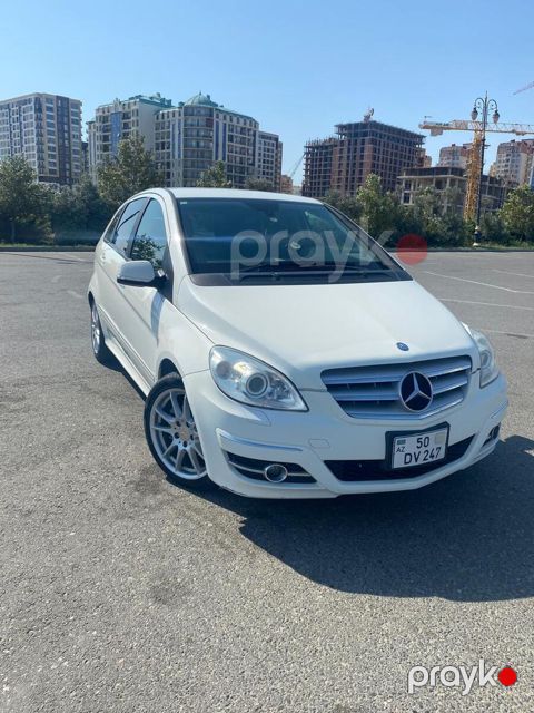 Mercedes B 180, 2009 il