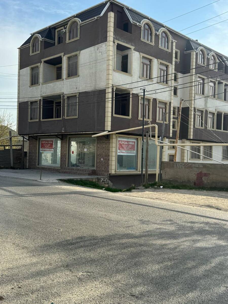 Satılır obyekt 2282 m² — Əmlak, Bakı (2)