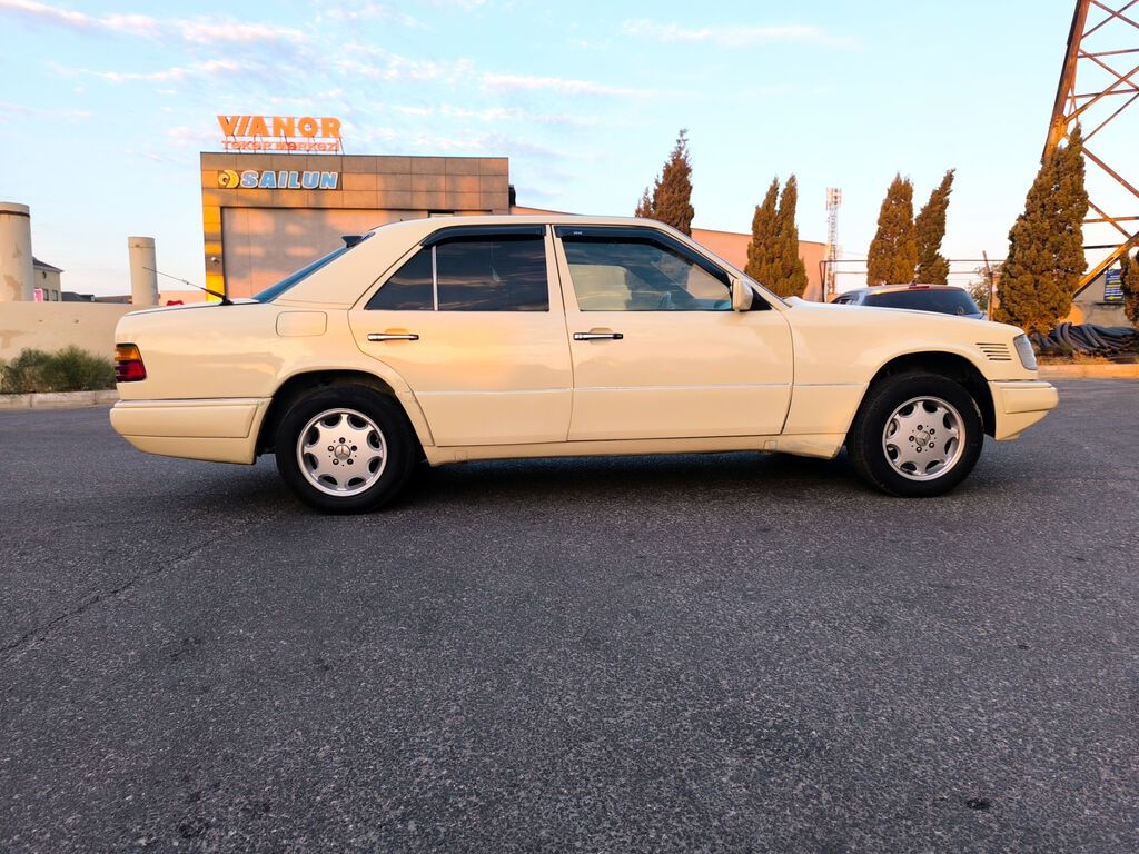 Mercedes-Benz E 250: 2.5 l 1994 il Sedan — Avto, Bakı (6)