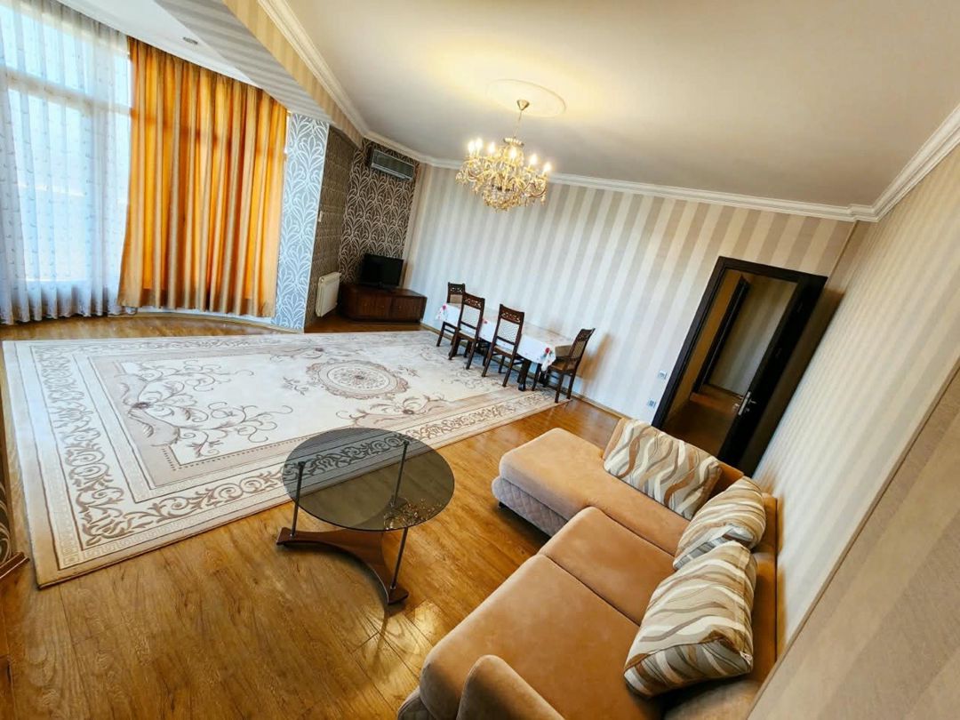 İcarəyə verilir 3 otaqlı yeni tikili 130 m² — Mənzil, Bakı (3)