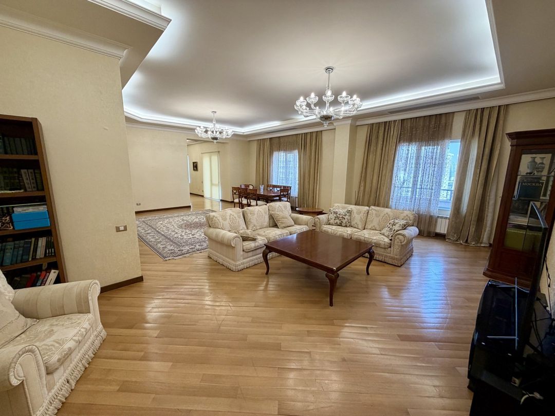 Satılır 5 otaqlı yeni tikili 390 m² — Mənzil, Bakı (3)