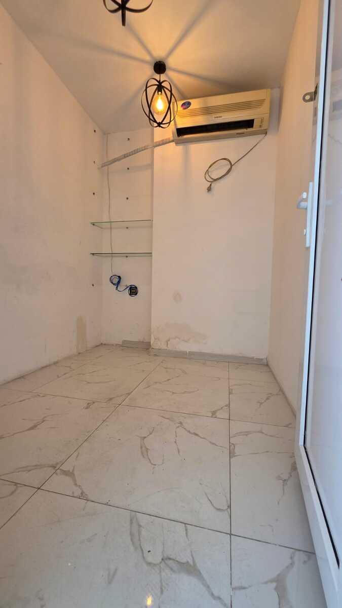 Satılır obyekt 35 m² — Əmlak, Bakı (10)