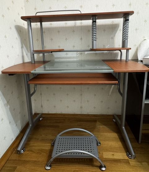 Künc masa, Polkalı, Siyirməsiz, Metal, Zəmanətsiz, Kredit yoxdur — Bakı