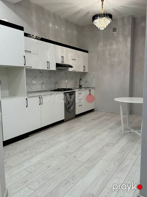 İcarəyə verilir 2 otaqlı yeni tikili 70 m²