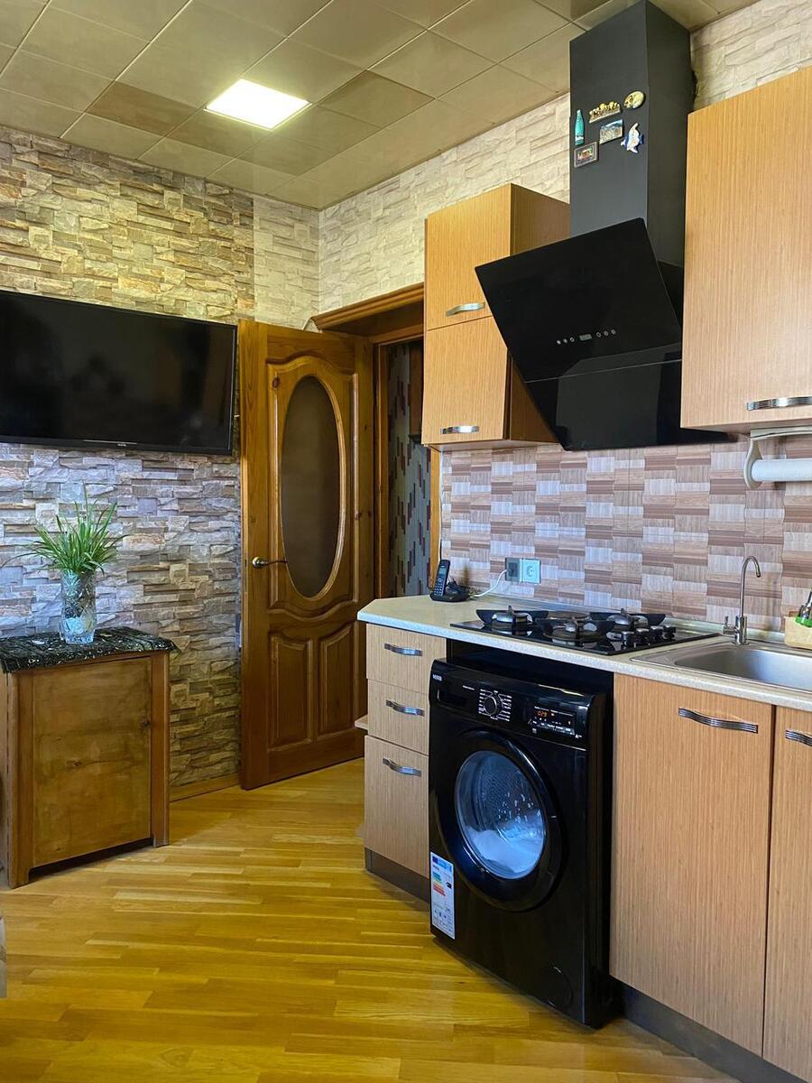 Satılır 4 otaqlı köhnə tikili 116 m² — Mənzil, Bakı (10)