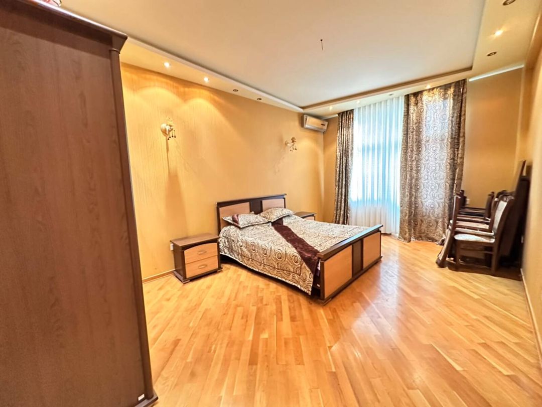 Satılır 4 otaqlı yeni tikili 195 m² — Mənzil, Bakı (11)