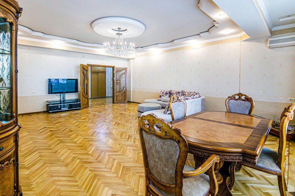 İcarəyə verilir 3 otaqlı yeni tikili 175 m² — Mənzil, Bakı (4)