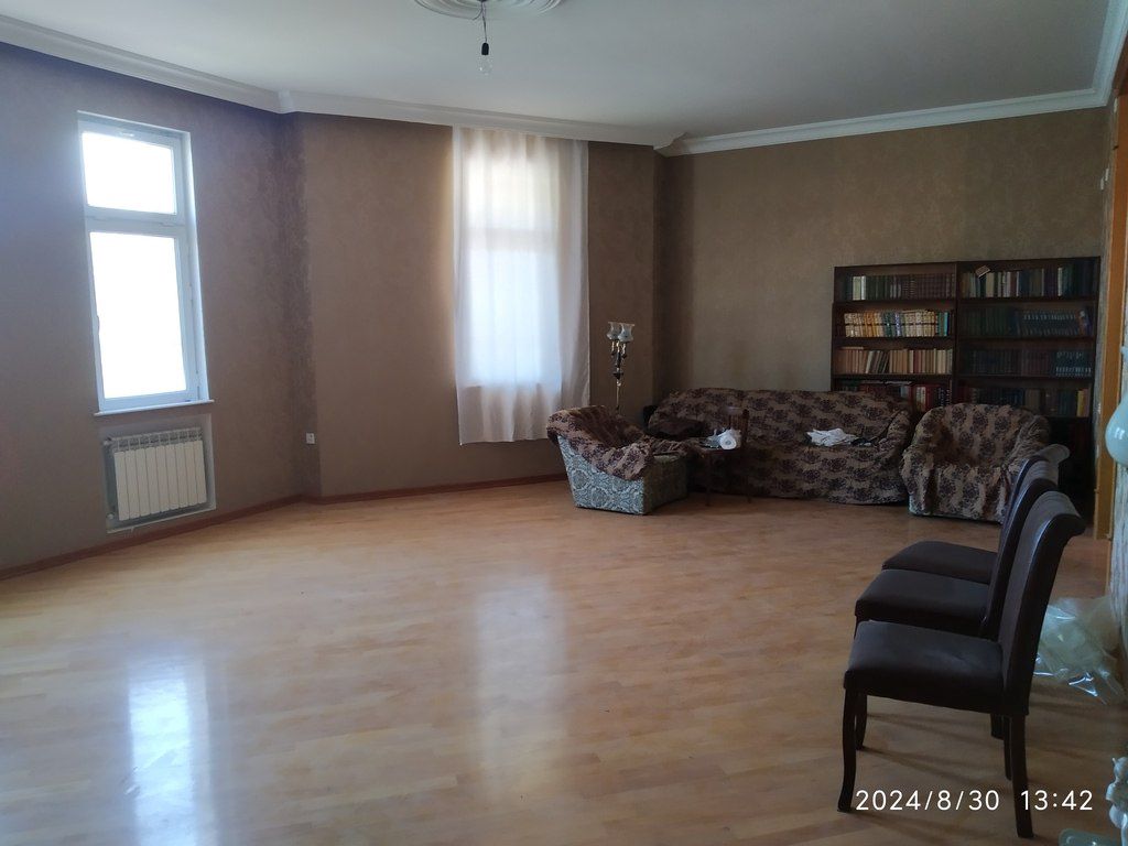 Satılır 7 otaqlı həyət evi/bağ evi 350 m² — Ev, villa, Bakı (7)