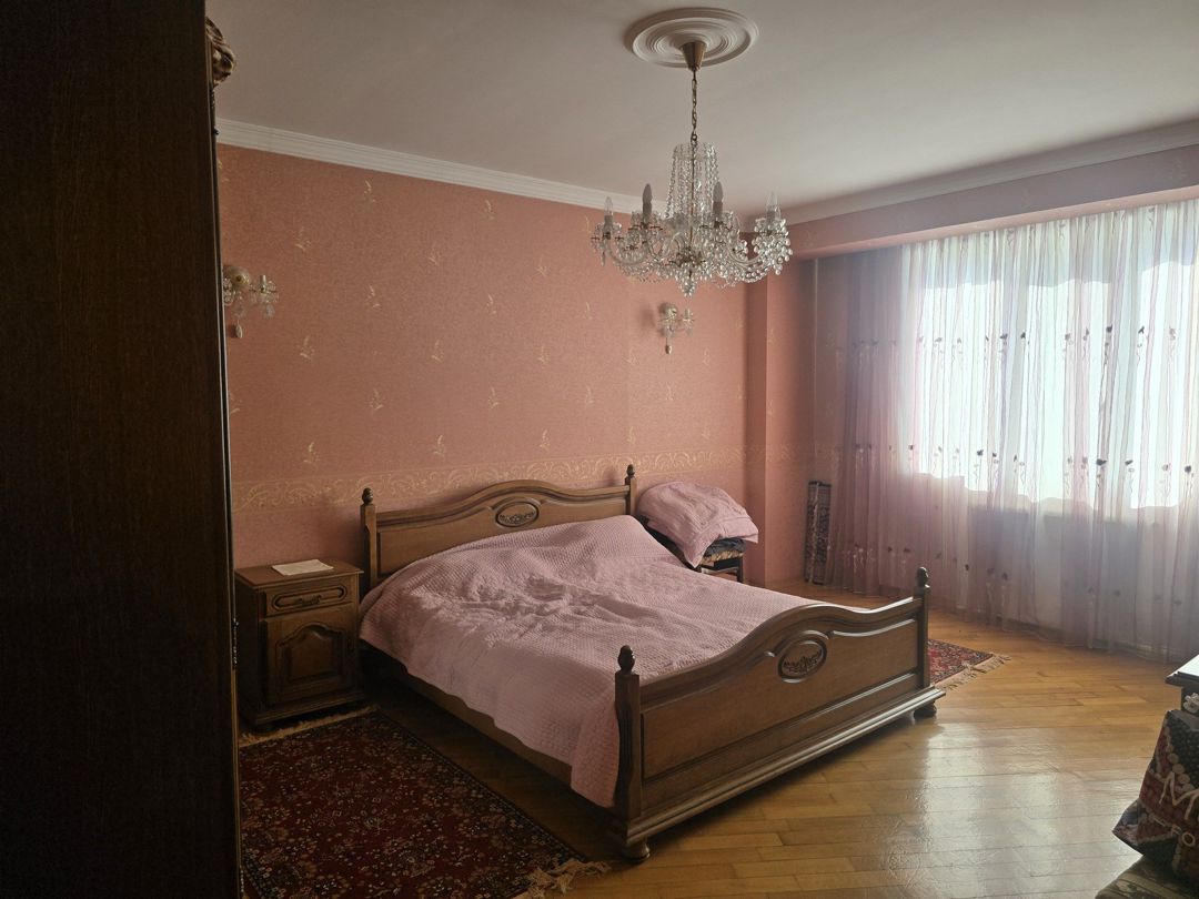 Satılır 5 otaqlı köhnə tikili 129 m² — Mənzil, Bakı (7)