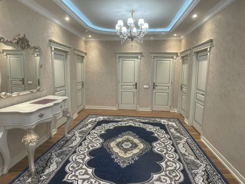 Satılır 4 otaqlı yeni tikili 182 m² — Bakı