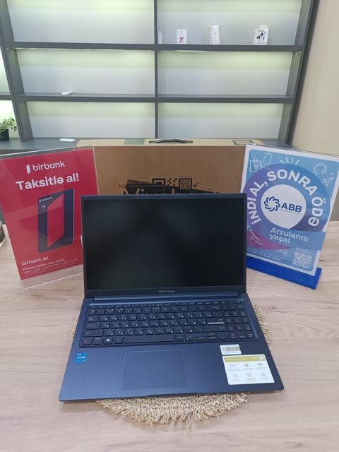 Noutbuk Asus Vivobook — Bakı
