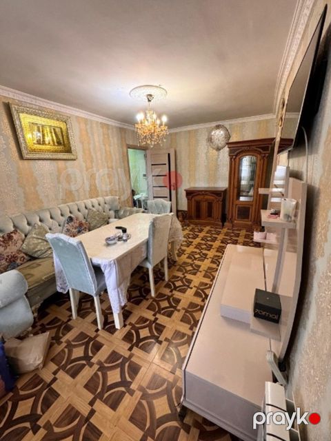 İcarəyə verilir 2 otaqlı köhnə tikili 65 m²