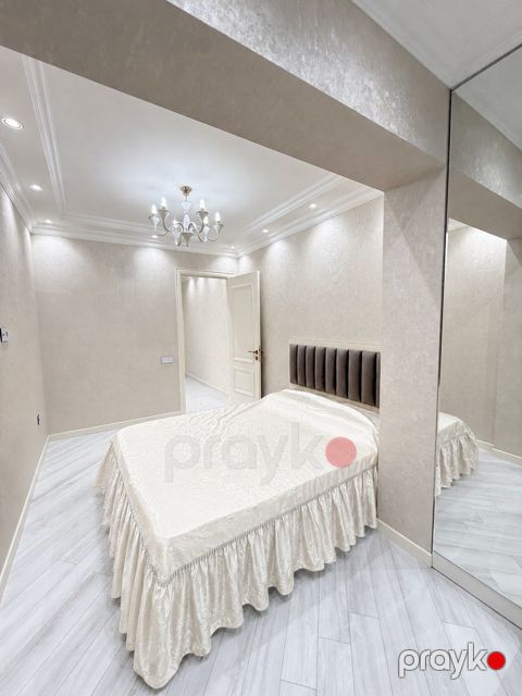 Satılır 2 otaqlı köhnə tikili 45 m²