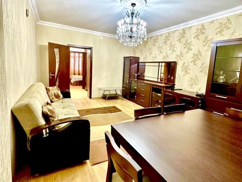 Satılır 3 otaqlı köhnə tikili 80 m² — Bakı