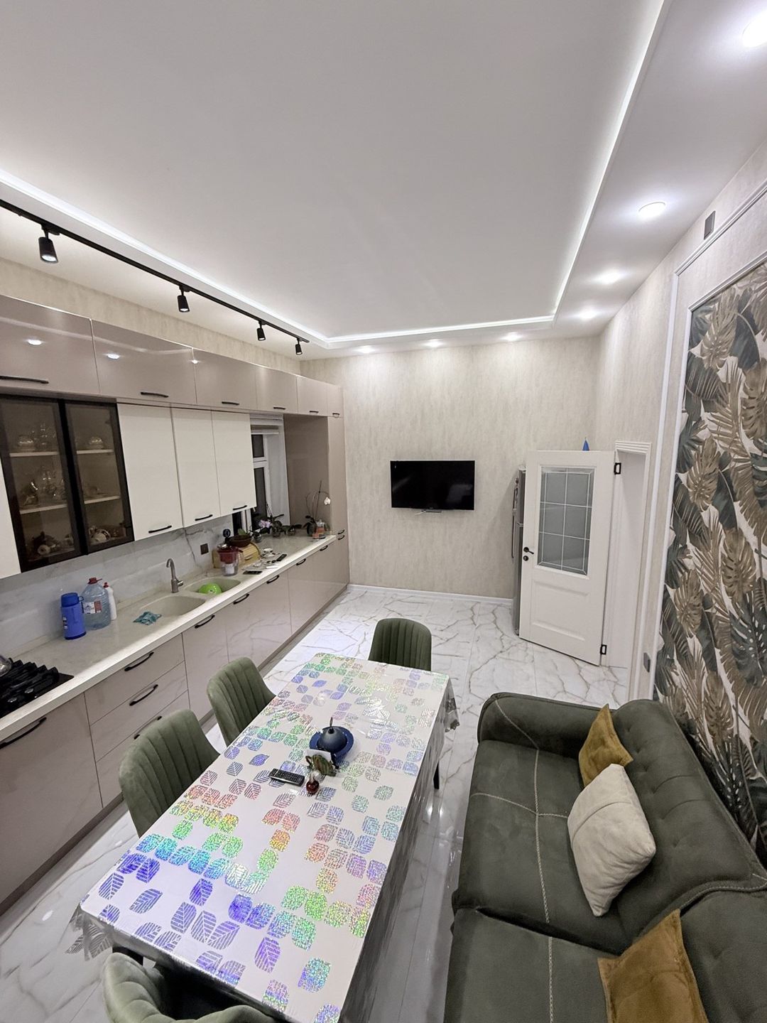 Satılır 4 otaqlı həyət evi/bağ evi 220 m² — Ev, villa, Bakı (12)