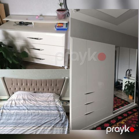 Yataq desti Qiymet 370 azn matras ve baza var Termonun guzgusu var