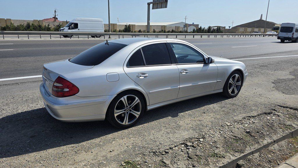 Mercedes E 270, 2.7 L, 2002 il, 276 000 km — Avtomobillər, Bakı (5)