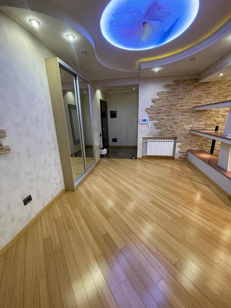 Satılır 4 otaqlı yeni tikili 185 m² — Mənzil, Bakı (3)