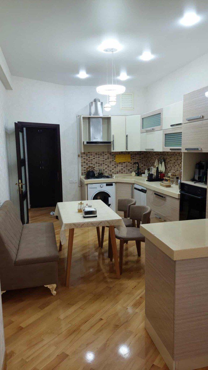 Satılır 3 otaqlı yeni tikili 120 m² — Mənzil, Bakı (9)
