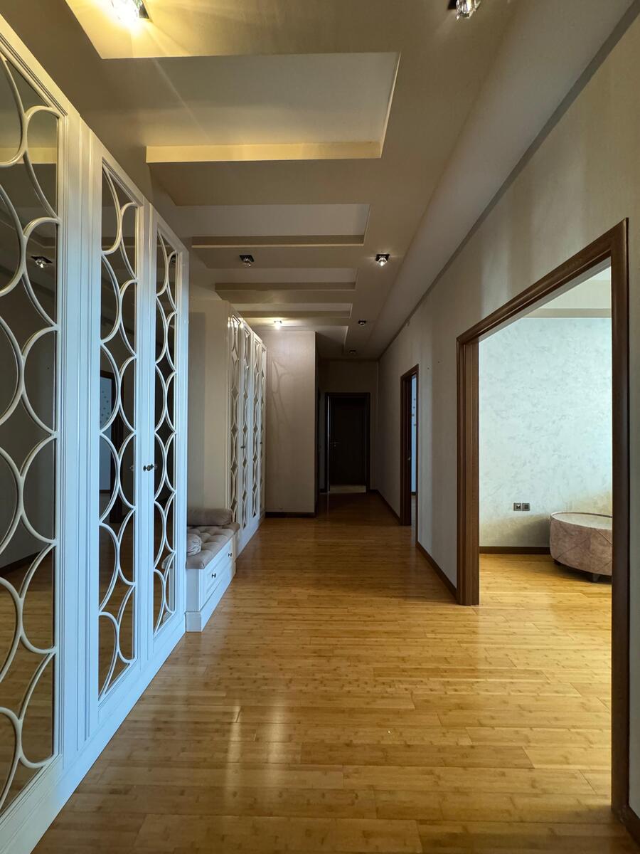 İcarəyə verilir 3 otaqlı yeni tikili 140 m² — Mənzil, Bakı (7)