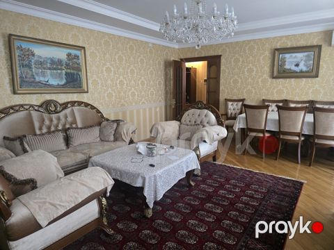 Satılır 5 otaqlı köhnə tikili 129 m²