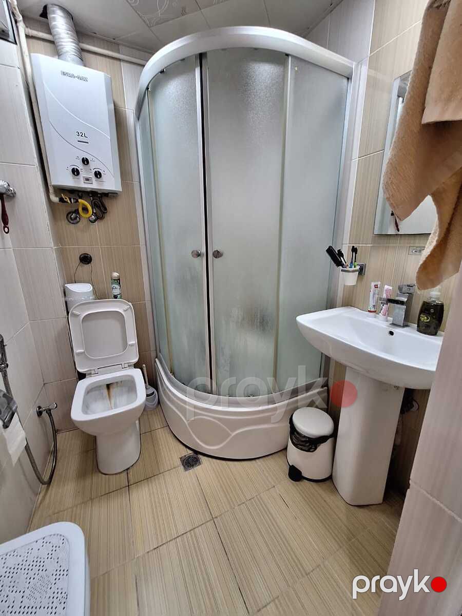 Satılır 2 otaqlı köhnə tikili 55 m² — Mənzil, Bakı (11)