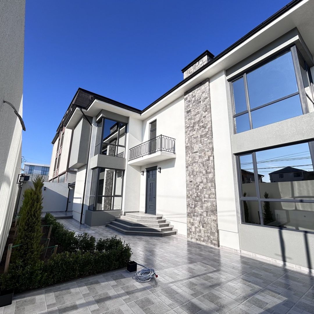 Satılır 5 otaqlı həyət evi/bağ evi 215 m² — Ev, villa, Bakı (2)