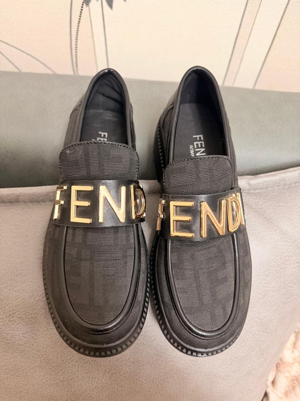 Fendi, Ölçü: 38, rəng - Qara, Yeni — Şəxsi əşyalar, Masazır (2)