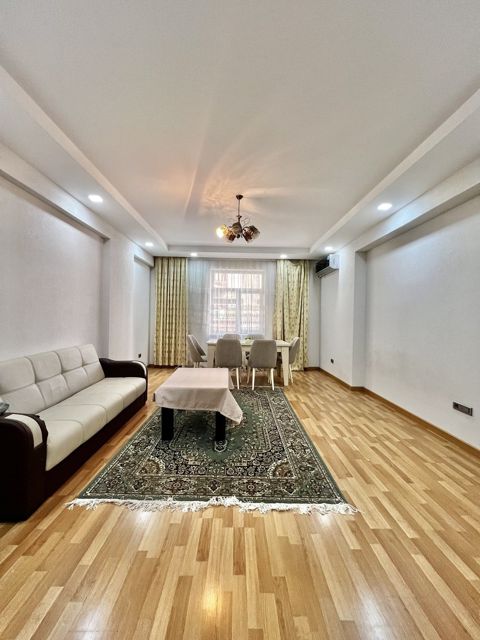 Satılır 2 otaqlı yeni tikili 90 m² — Bakı