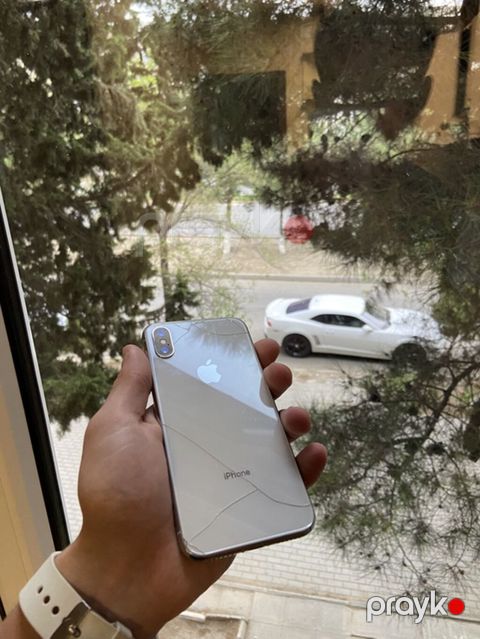 IPhone X, Gümüşü