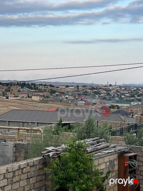 Satılır 3 otaqlı həyət evi/bağ evi 100 m²