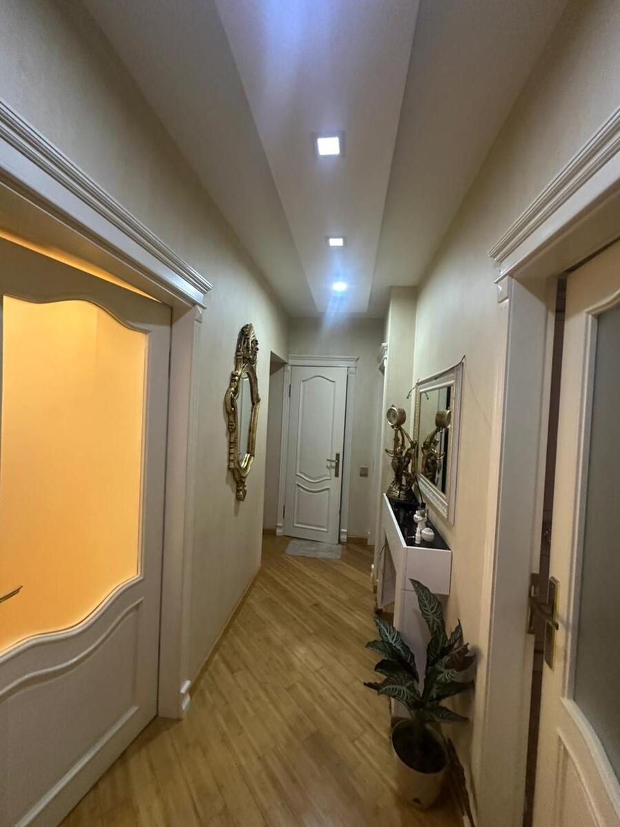 Satılır 3 otaqlı köhnə tikili 90 m² — Mənzil, Bakı (9)