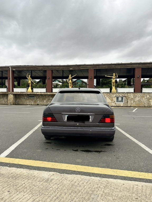 Mercedes 220 E, 2.2 L, 1992 il, 555 000 km — Avtomobillər, Bakı (2)